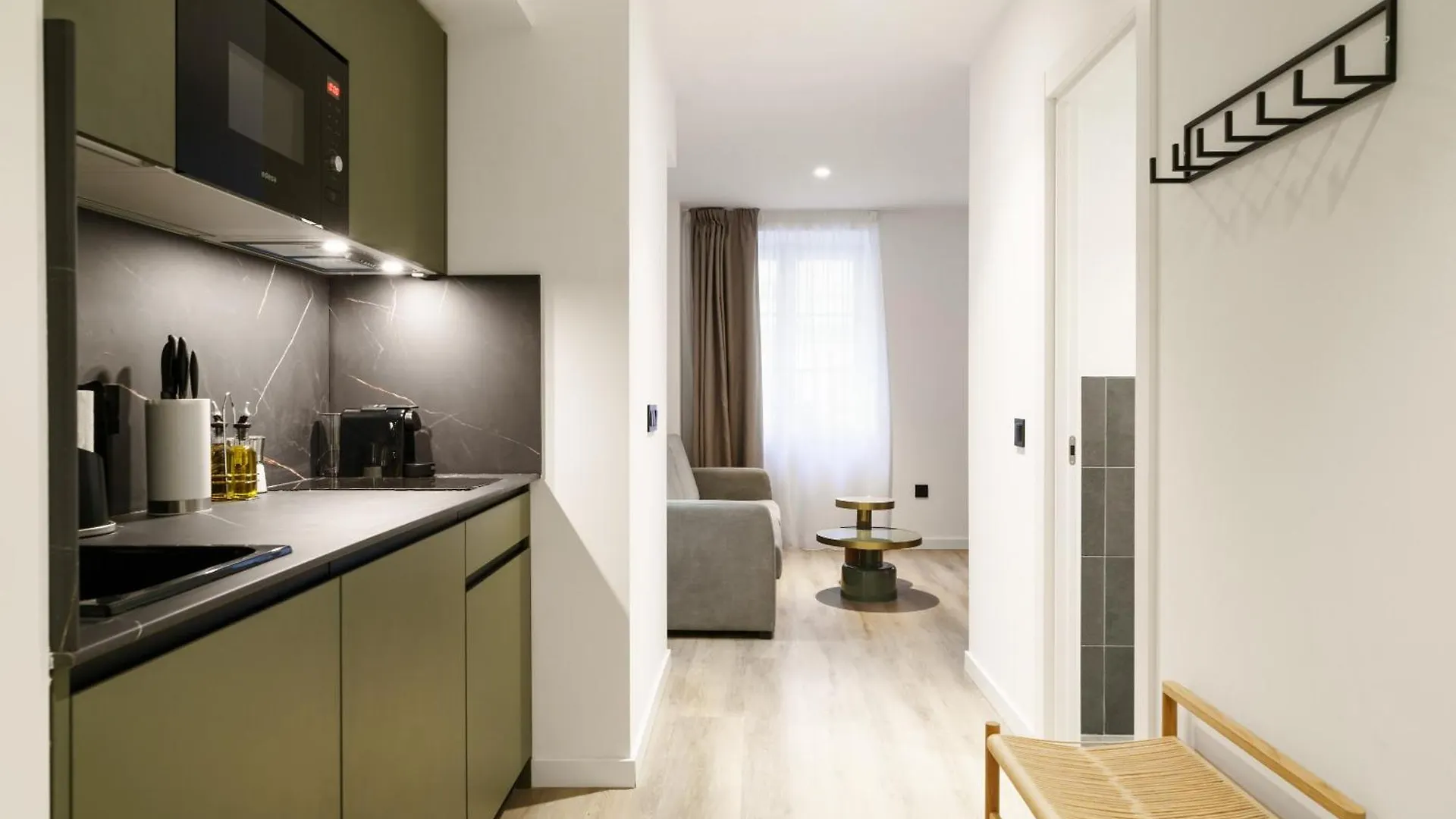 Daire Limehome Malaga Calle Victoria