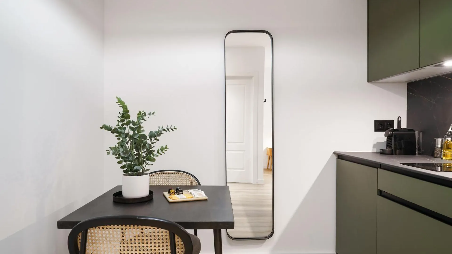 דירה Limehome Malaga Calle Victoria ספרד